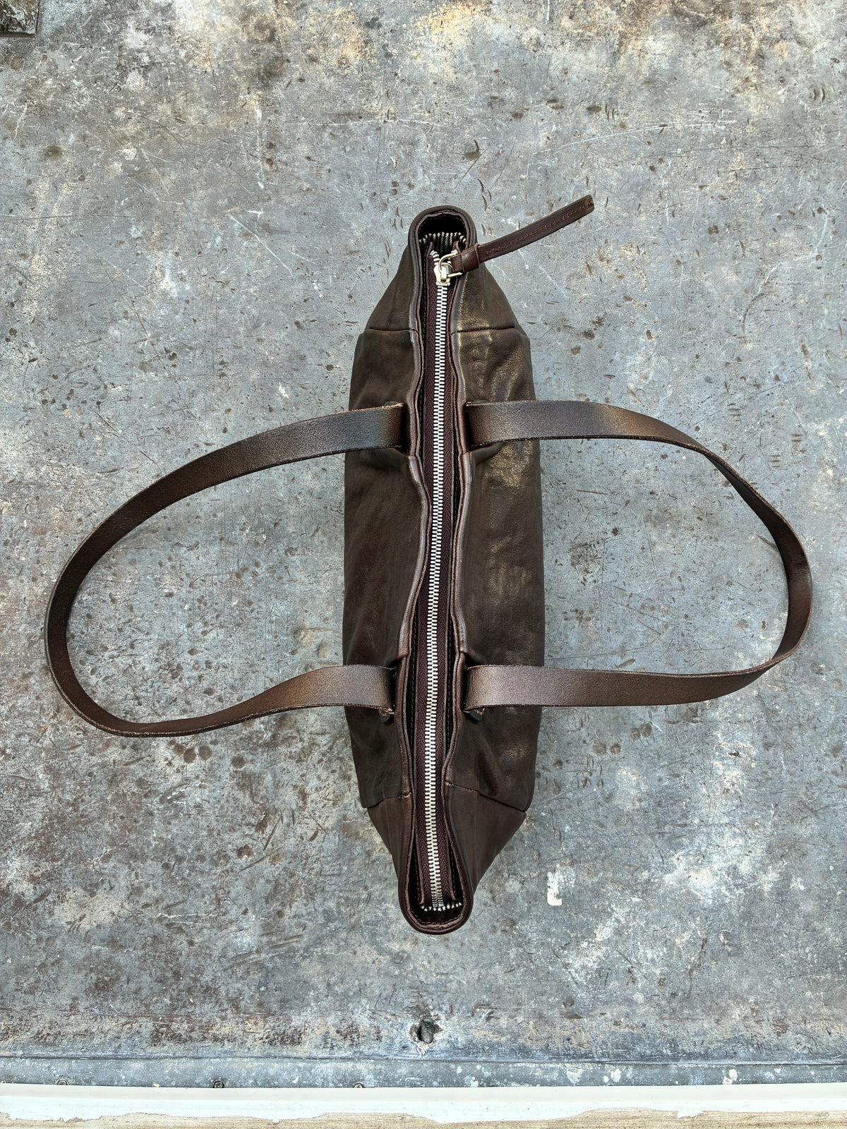 The boat shoulder bag - Wine brown