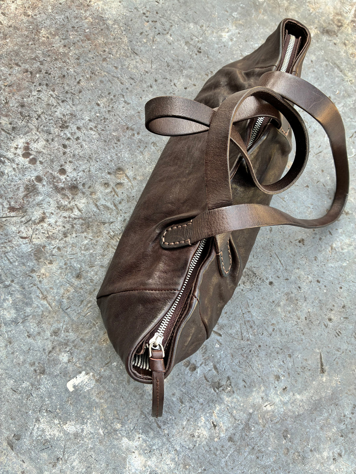 The boat shoulder bag - Wine brown